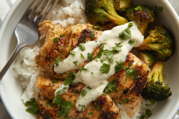Chicken and Broccoli Bowls with Creamy Garlic Sauce 1